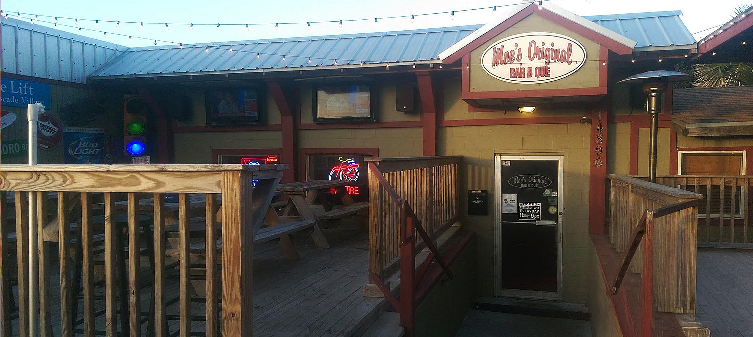 Moe's Original BBQ